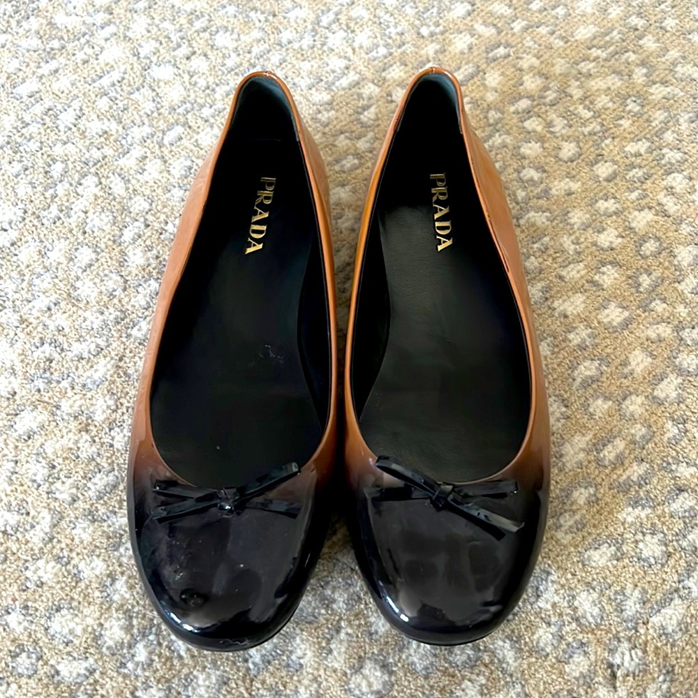 brown paten leather ombré ballet flats